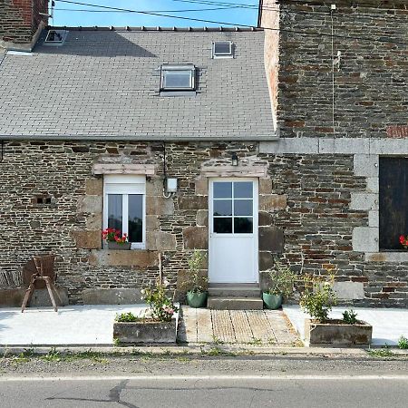 Domaine De La Ville Cherel, Maison En Pierre Pontorson Buitenkant foto